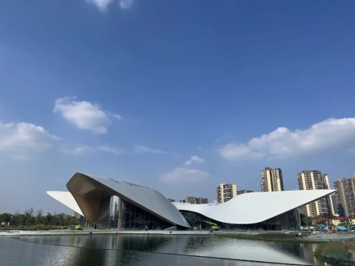 a_625966337948119042