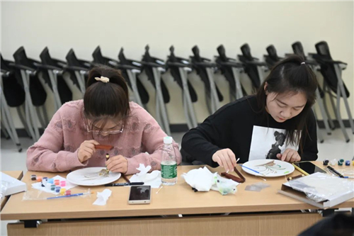 51315cdd19f04f9f92fbbc9e469795a8