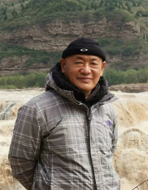 4163067d51784b6599d059eefe02d44b