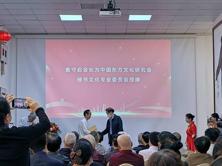 648e88d51e144b0d820fe67987a40550